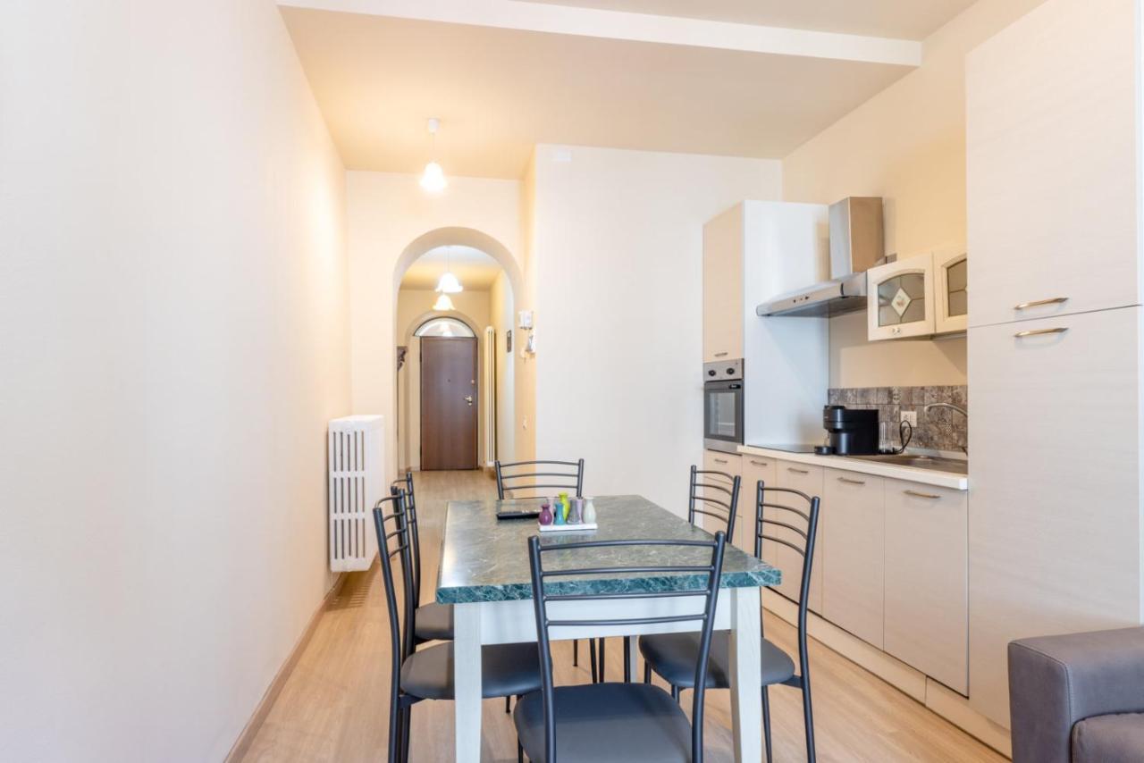 Aosta Centre Apartments - Porta Pretoria 56 Eksteriør billede