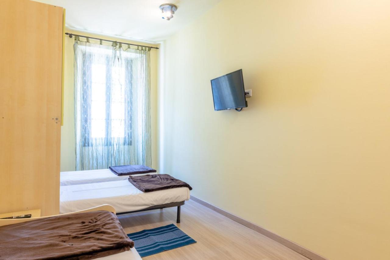 Aosta Centre Apartments - Porta Pretoria 56 Eksteriør billede