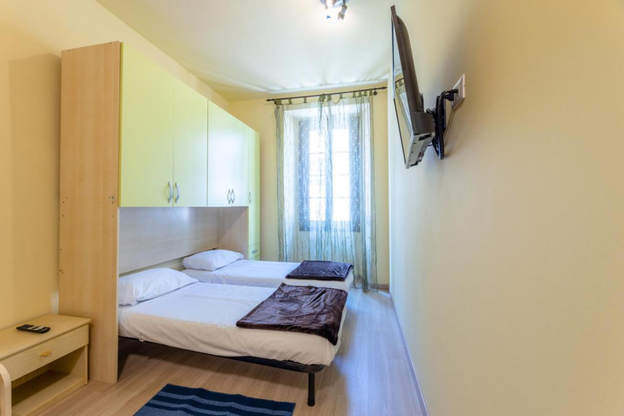 Aosta Centre Apartments - Porta Pretoria 56 Eksteriør billede